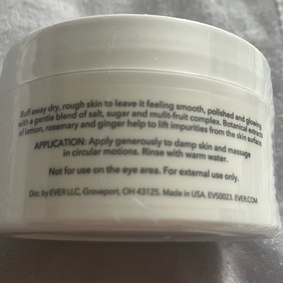 Body Scrub - Picture 4 of 7